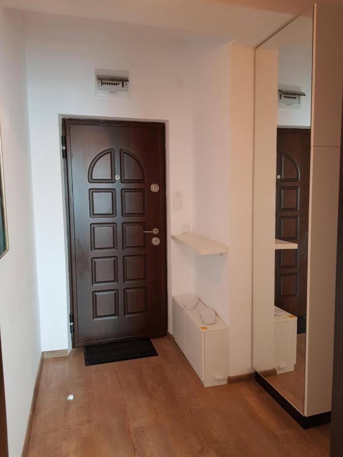 Kolonaki Domus Apartment 3 Iasi Luaran gambar