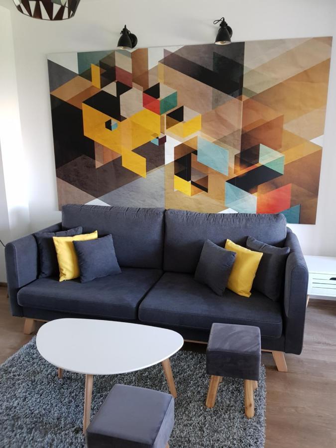 Kolonaki Domus Apartment 3 Iasi Luaran gambar