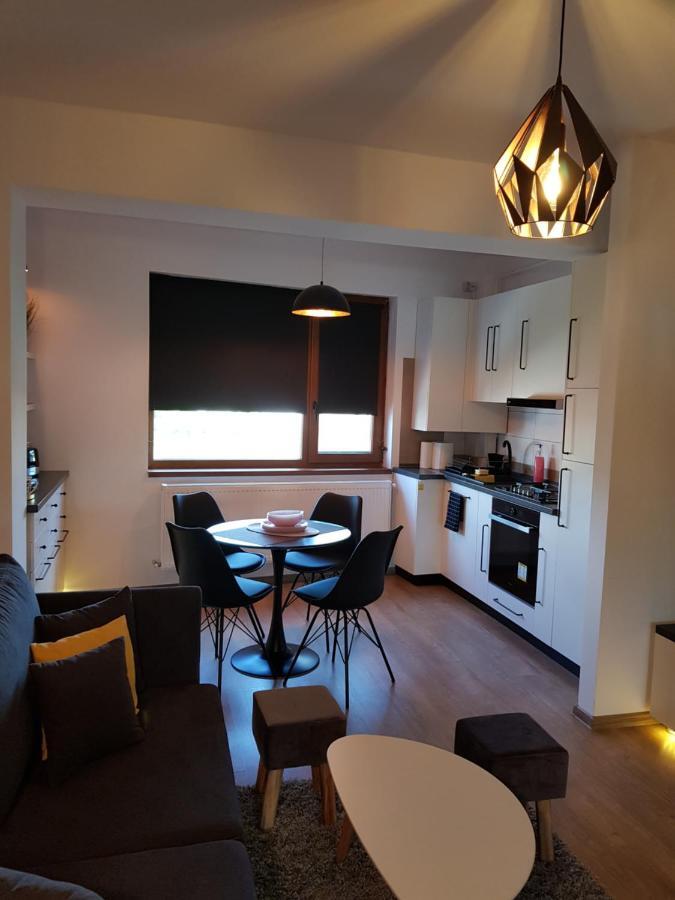 Kolonaki Domus Apartment 3 Iasi Luaran gambar