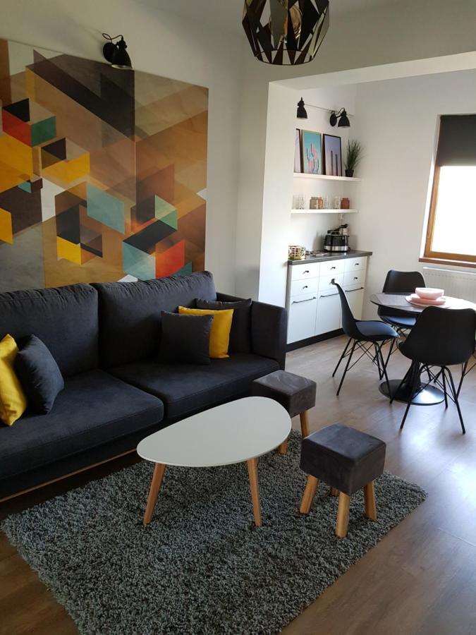 Kolonaki Domus Apartment 3 Iasi Luaran gambar